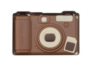 שוקולד מפוסל בצורת מצלמה