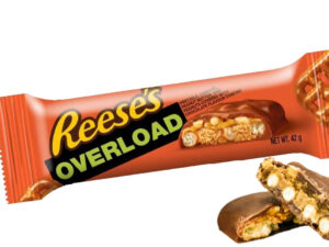חטיף שוקולד חלב במילוי בחמאת בוטנים ושברי פרעצל - <span class='eng'>REESE'S OVERLOAD</span>
