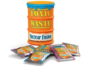סוכריות חמוצות בחבית כתומה  - TOXIC WASTE NUCLEAR FUSION