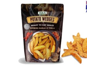 חטיף פוטטו מעושן בתיבול צ'ילי ושום - DJ&A Potato Wedges Smoked Garlic & Chilli