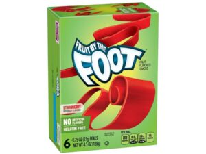 ממתק גומי בטעם תות -  FRUIT BY THE FOOT