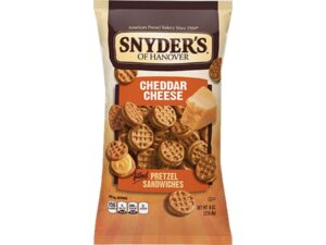 סניידרס סנדוויץ בייגלה במילוי קרם צ'דר