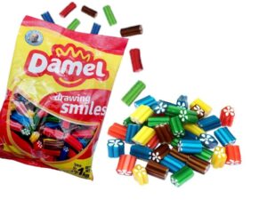 שקית 1 ק"ג- צינורות פרח חתוכים בטעמי קולה ופירות - DAMEL